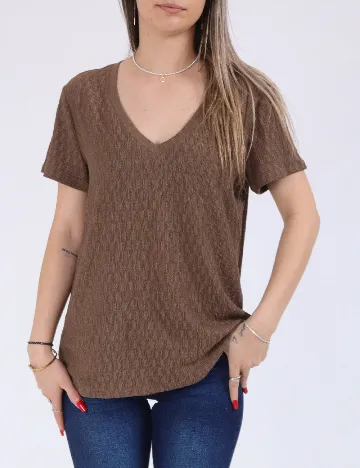 Tricou Only, maro