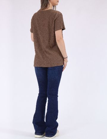 Tricou Only, maro