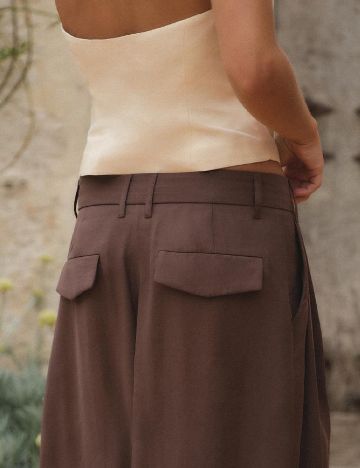 Vesta Zara, crem