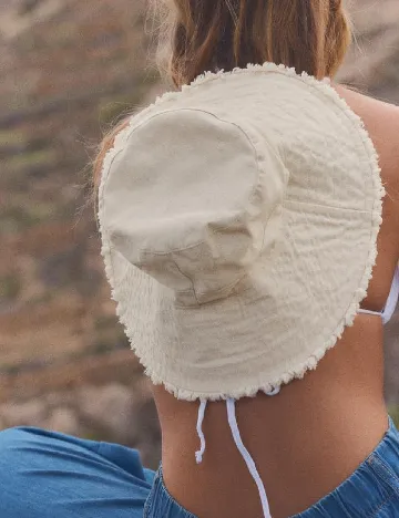 Palarie Zara, crem Crem