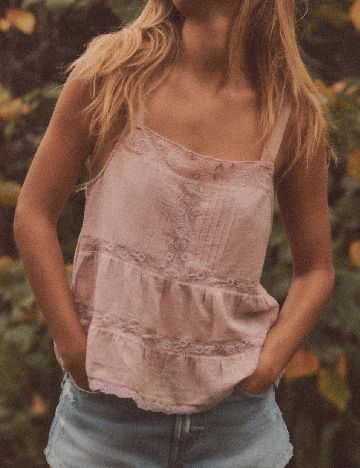 Maiou Zara, roz