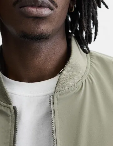 Jacheta Zara, verde