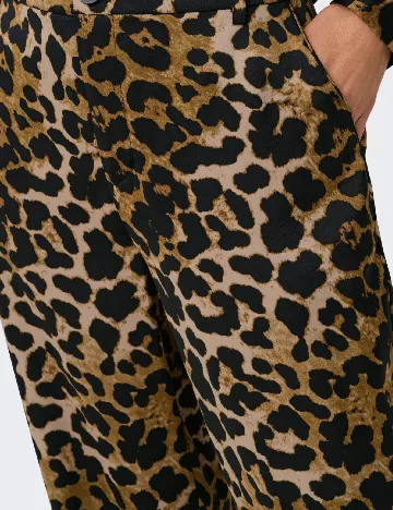 Pantaloni Only, animal print