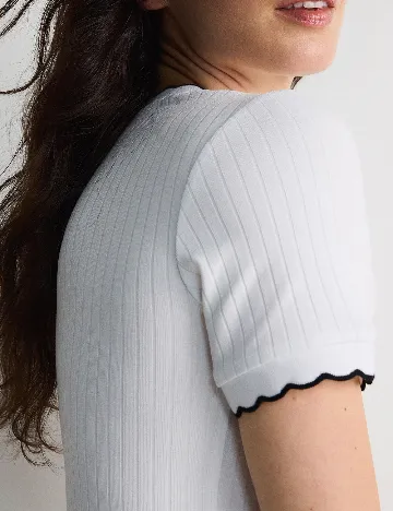 Tricou Reserved, alb