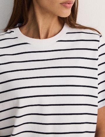 Tricou Reserved, alb