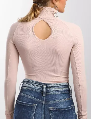 Body Free People, roz pal