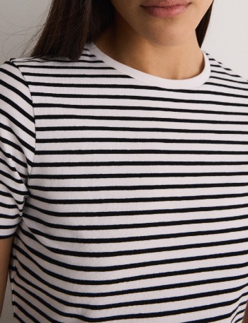 Top Reserved, alb/negru