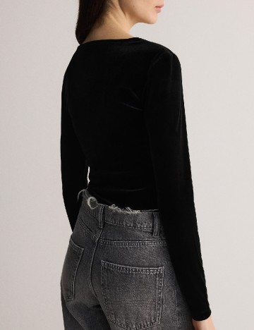Body Reserved, negru