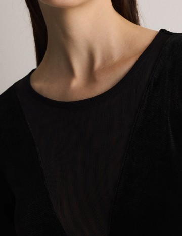 Body Reserved, negru