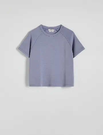 Tricou Reserved, mov