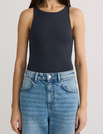 Body Reserved, bleumarin