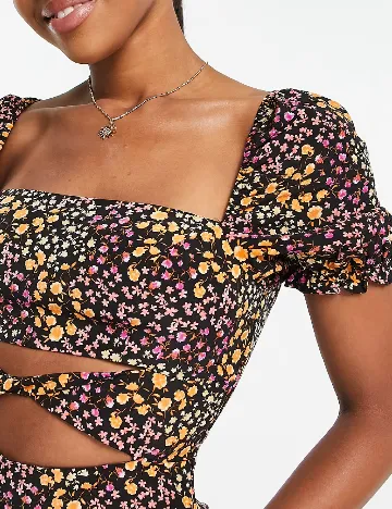 Salopeta the frolic, floral print