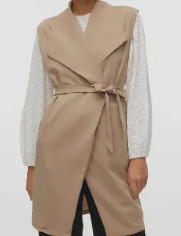 Vesta Vero Moda, maro