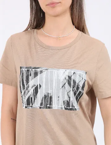 Tricou Vero Moda, maro