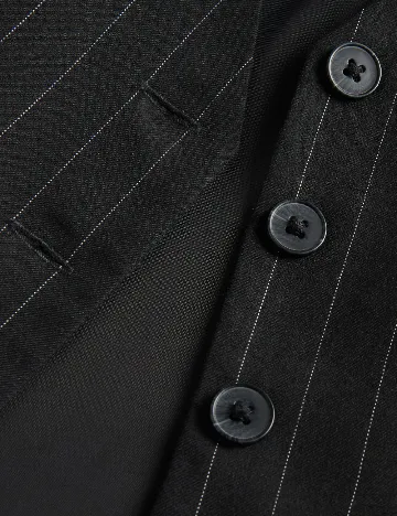 Vesta Reserved, negru