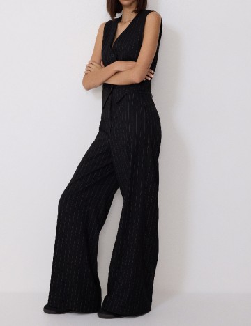 Vesta Reserved, negru