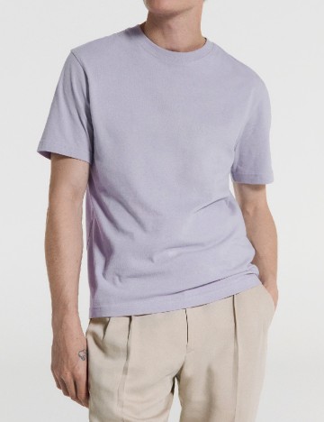 Tricou Reserved, mov