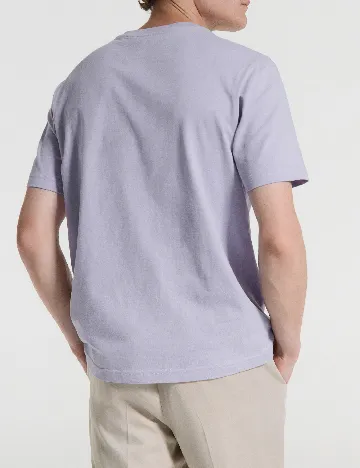 Tricou Reserved, mov