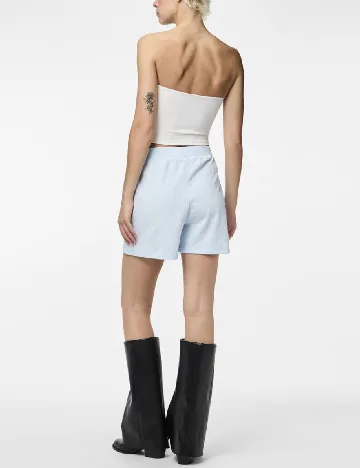 Pantaloni scurti Pieces, albastru