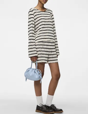 Pantaloni scurti Pieces, crem