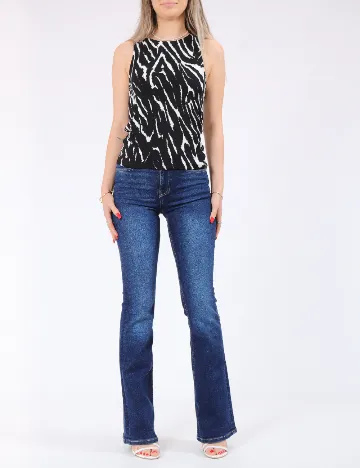 Maiou Pieces, negru