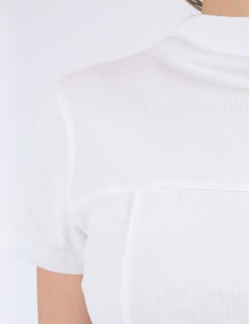 Top Pieces, alb