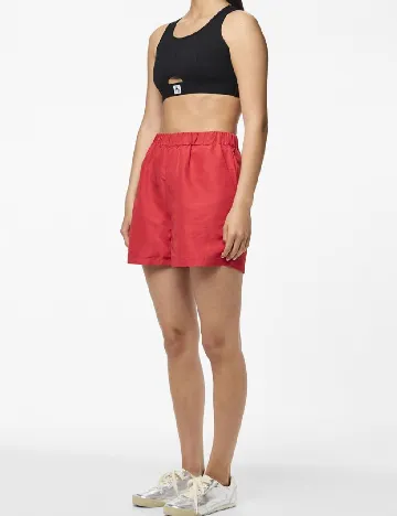 Pantaloni scurti Pieces, rosu