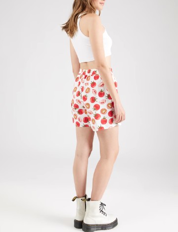 Pantaloni scurti Pieces, alb