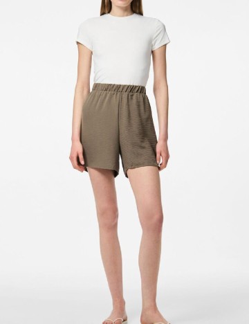 Pantaloni scurti Pieces, kaki
