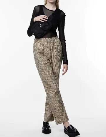 Pantaloni Pieces, maro