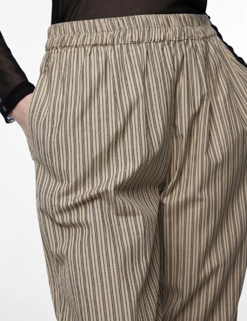 Pantaloni Pieces, maro