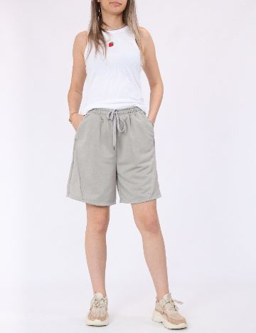 Pantaloni scurti Dazy, gri