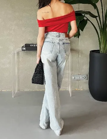 Top Pieces, rosu