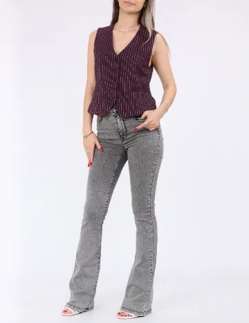 Vesta Vero Moda, mov