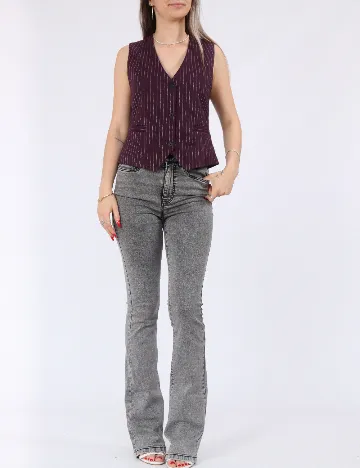 Vesta Vero Moda, mov