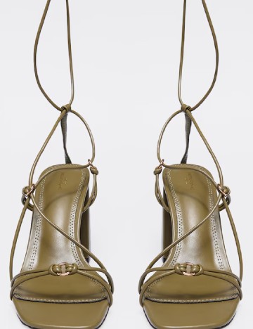Sandale PRETTYLITTLETHING, verde