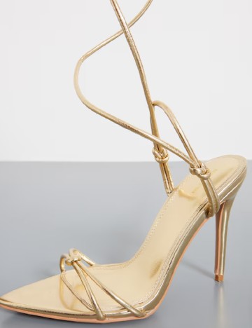 Sandale PRETTYLITTLETHING, auriu