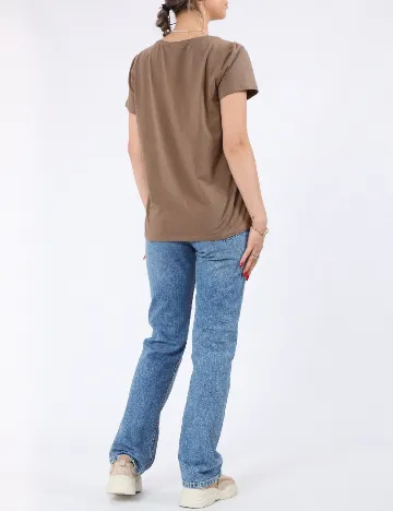 Tricou Pieces, maro