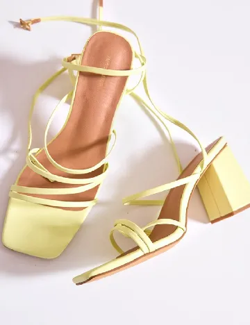 Sandale PRETTYLITTLETHING, verde