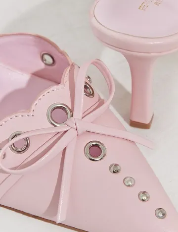 Pantofi PRETTYLITTLETHING, roz