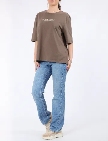 Tricou Pieces, maro