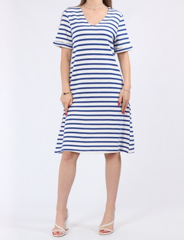 Rochie medie Pieces, alb/albastru
