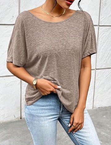Tricou SHEIN, maro