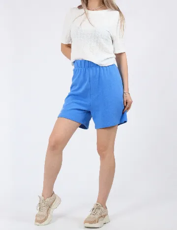 Pantaloni scurti Pieces, albastru