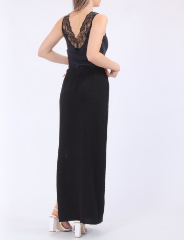 Fusta Pieces, negru