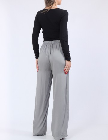 Pantaloni Vero Moda, gri