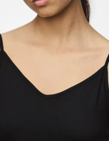 Maiou Pieces, negru