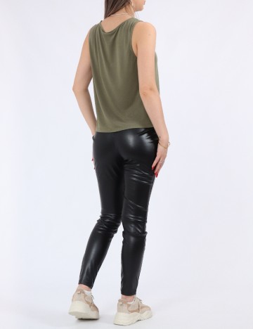 Top Pieces, verde