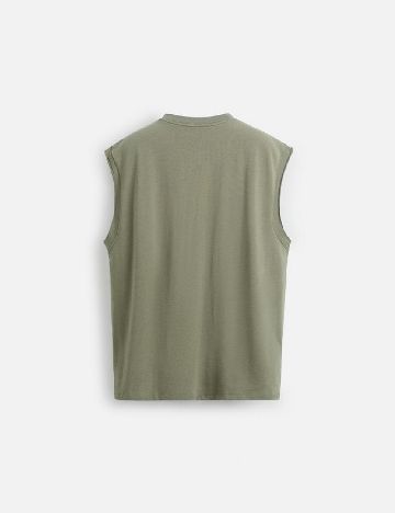Maiou Zara, kaki