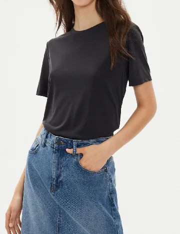 Tricou Pieces, negru Negru